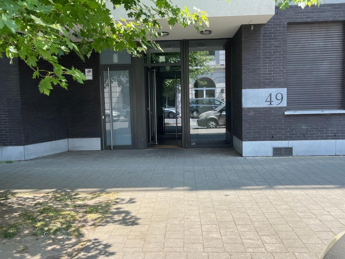 Apartamento Duplex Tres Agreable Et Tres Calme Bruselas Exterior foto